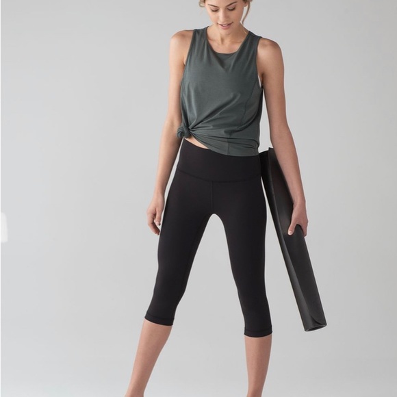 Lululemon Low Key Tank - Picture 1 of 11